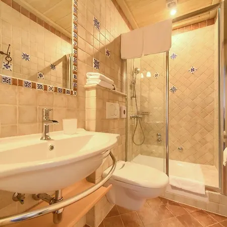 Magdalena Summer House Малинска