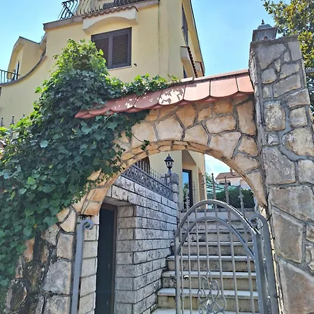 Summer House Magdalena בית נופש מאלינסקה