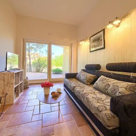 Summer House Magdalena בית נופש מאלינסקה