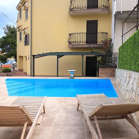 בית נופש Summer House Magdalena מאלינסקה